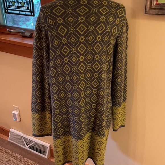 Nomadic Traders Patterned Sweater Coat - Picture 9 of 13